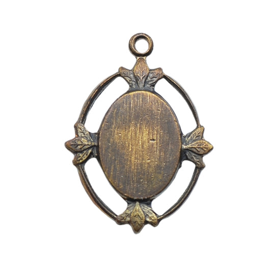 Brass Stamping - Leaf Oval Frame Pendant Pkg/4 - Cool Tools