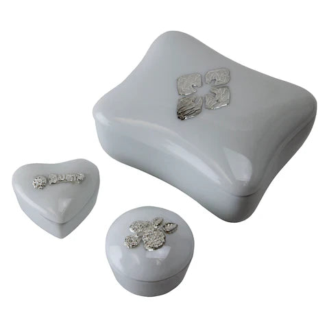 Embellish Ceramic Porcelain Boxes with Fine Silver Clay by Jennifer Dins