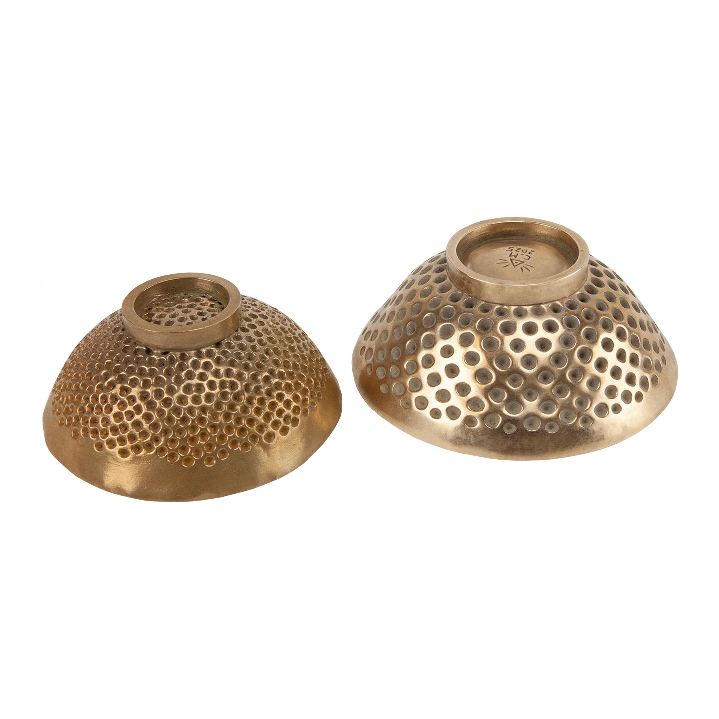 The Bowl Maker™ by Clément Marquaire bowls in bronze showing foot