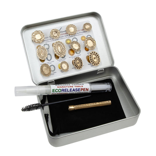 Wanaree Tanner Die Cut Tool Heads - Links &amp; Frames - Set #6

These Heirloom quality Die Cut Tool heads are fashioned in sturdy, luminous bronze. Made to work with the Die Cut Roller handle. They are calibrated to both sculpt and cut unique dimensional ornamental elements in one fluid application.