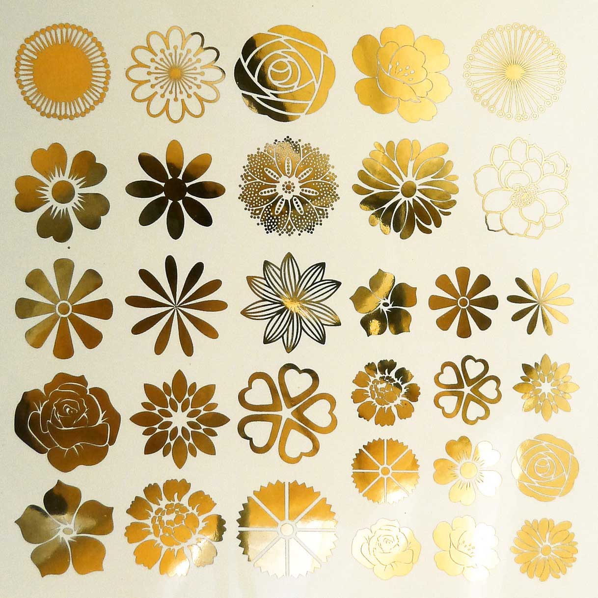 Enamel, Ceramic & Glass Decals - Small Flowers gold