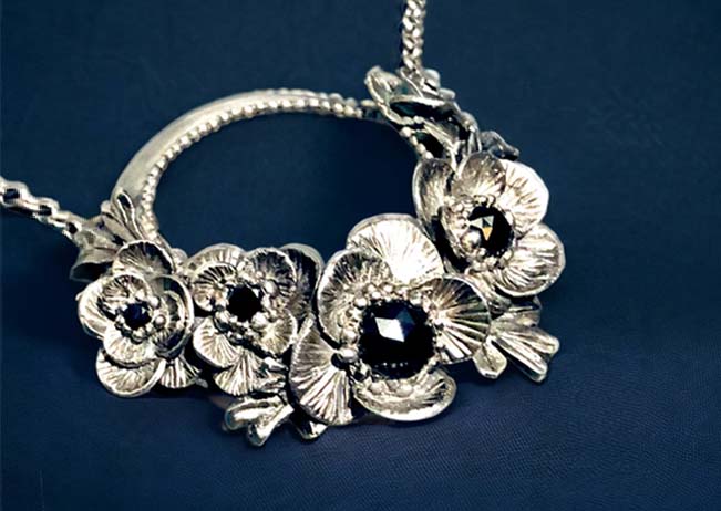 Craftcast Kit: Create a Blooming Floral Pendant using Metal Clay