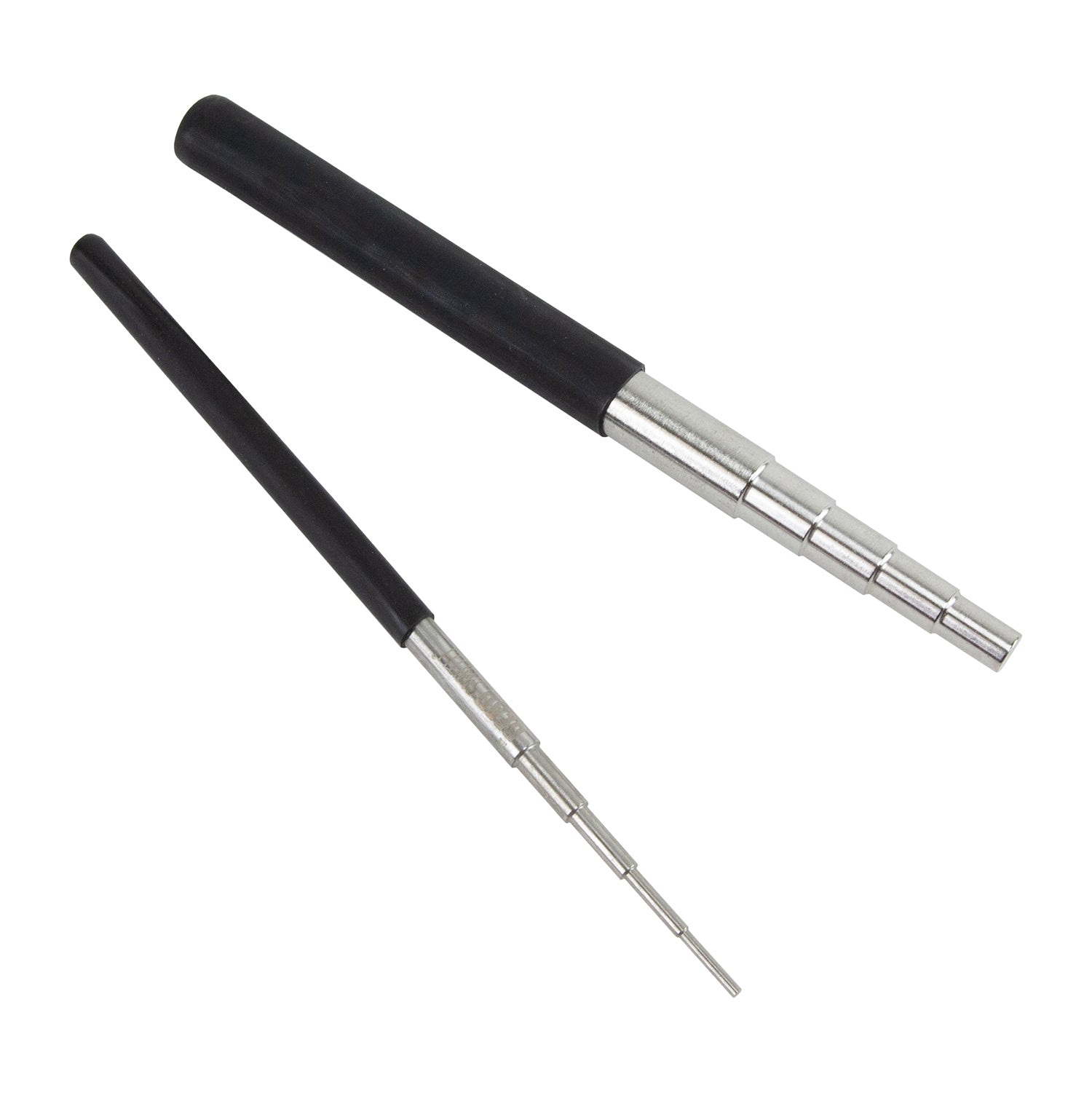 Mandrel - Jump Ring Maker Set of 2 This set of mandrels allows you to make calibrated, repeatable loops easily. These are hand held mandrels made of stainless steel with a smooth, no mar surface. Set includes 2 mandrels. Make loops, jump rings and more with these easy to use tools.