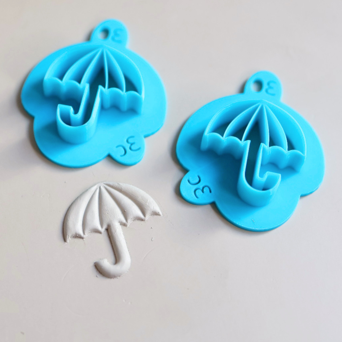 Sully's Clay Embossing Cutter - Mirrored Umbrella - Cool Tools