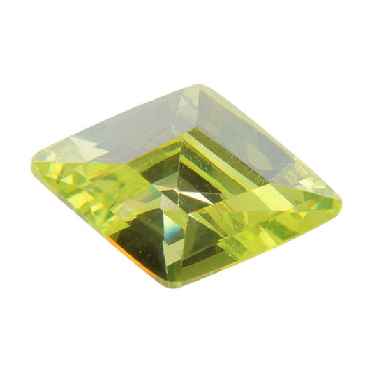 Cubic Zirconia - Green Apple - Diamond 9mm x 13mm