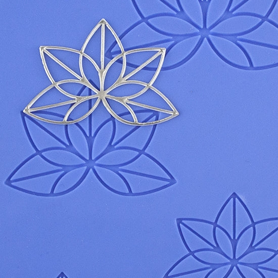 blue Delicate Element Texture - Lotus with silver sample