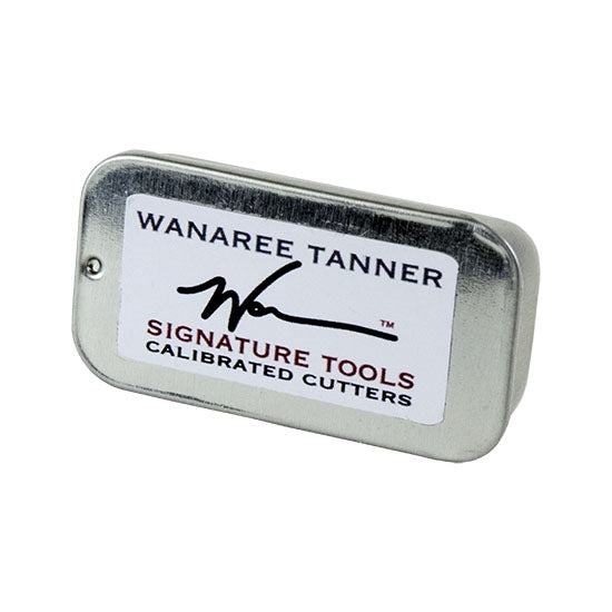 Wanaree Tanner Die Cut Tool Set - Signature Calibrated Cutters The cutters are 1.5mm, 2mm, 2.5mm, 3mm, 3.5mm, 4mm, 5mm and 6mm to produced precision sized discs you can easily incorporate into your metal clay work.