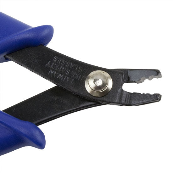 Pliers - Crimping with blue grips