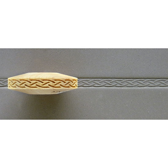 Wooden Finger Roller - Braid 8mm in clay