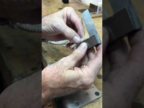 video Whaley Bezel Cutting Shear