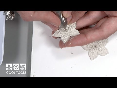 video Cool Tools | Spinning Henna Bloom Earrings by Wanaree Tanner